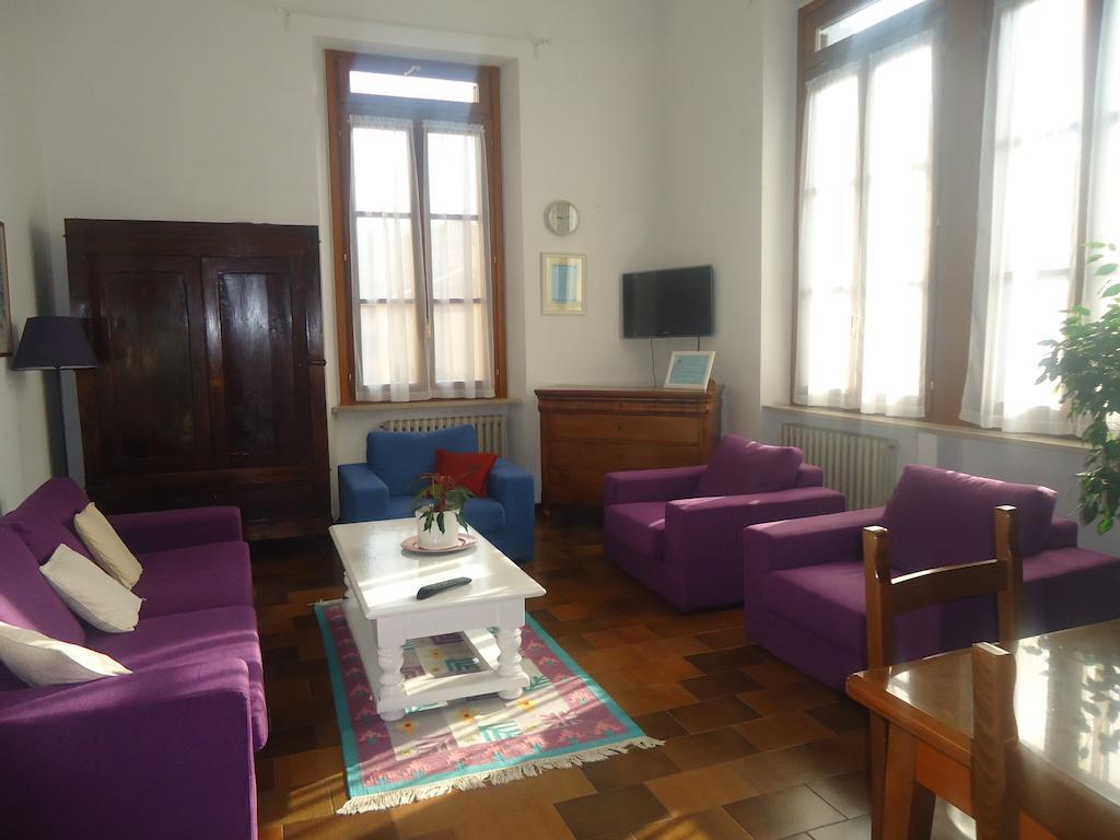Protezione Della Giovane - Female Hostel Verona Luaran gambar